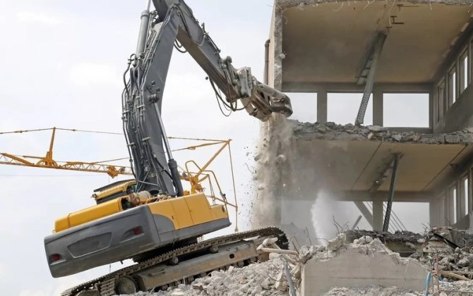 Bakıda daha bir bina SÖKÜLÜR: 1340 AZN kompensasiya