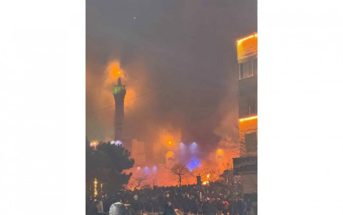 İranda etirazlarda təhlükəsizlik qüvvələrinin daha 7 əməkdaşı öldürülüb