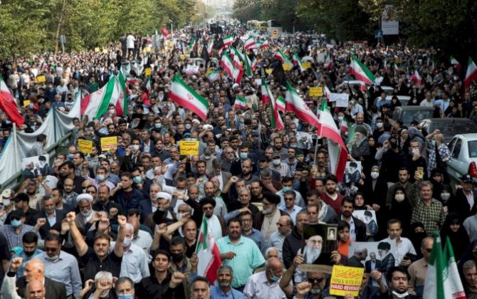 İranın bu sınağı islahat, yoxsa çöküşdür? - Politoloq açıqladı