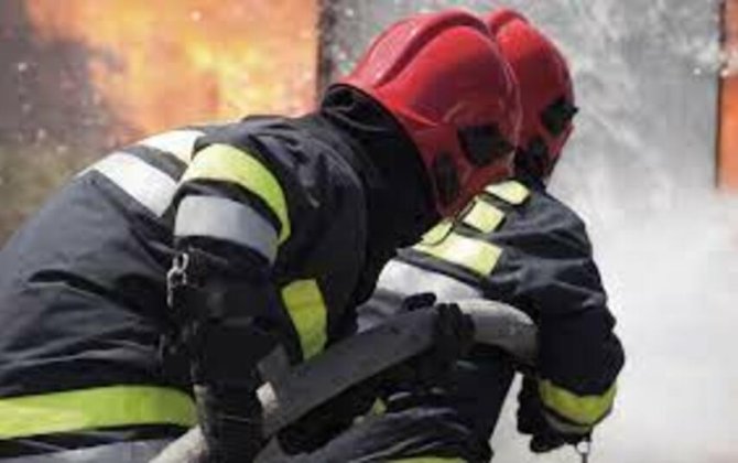 Masazırda yaşayış binasında YANĞIN: Sakinlər təxliyə olundu - VİDEO