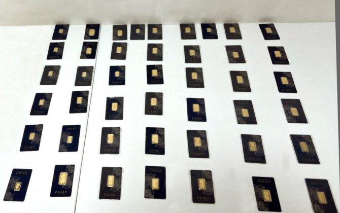 Ölkəyə qanunsuz yolla qızıl külçələr gətirmək istədilər