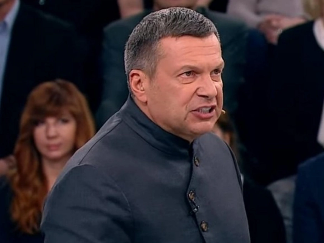 Ermənistan parlamentinin sədr müavini rusiyalı jurnalist Solovyovu 