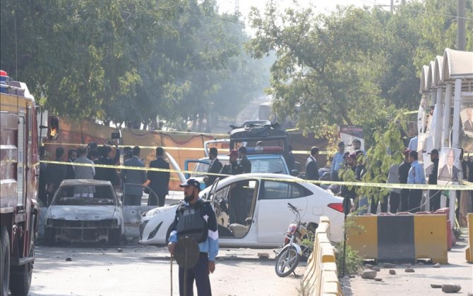 Pakistanda partlayış nəticəsində yeddi polis əməkdaşı ölüb