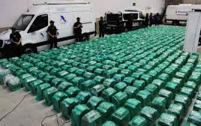 Испания изъяла крупнейшую в истории ведомства партию кокаина