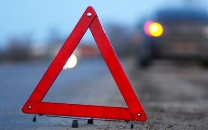 Qazaxda minik avtomobili 