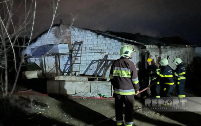 Şirvanda quşçuluq təsərrüfatına məxsus tikili yanıb