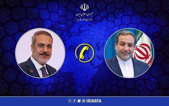 Главы МИД Ирана и Турции обсудили региональные вопросы