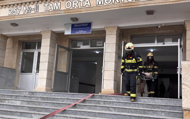 FHN orta məktəbdə təlim keçirdi - VİDEO