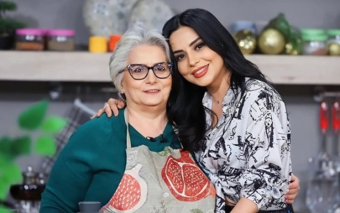 Vüsalənin anası xəstəxanaya yerləşdirildi - FOTO