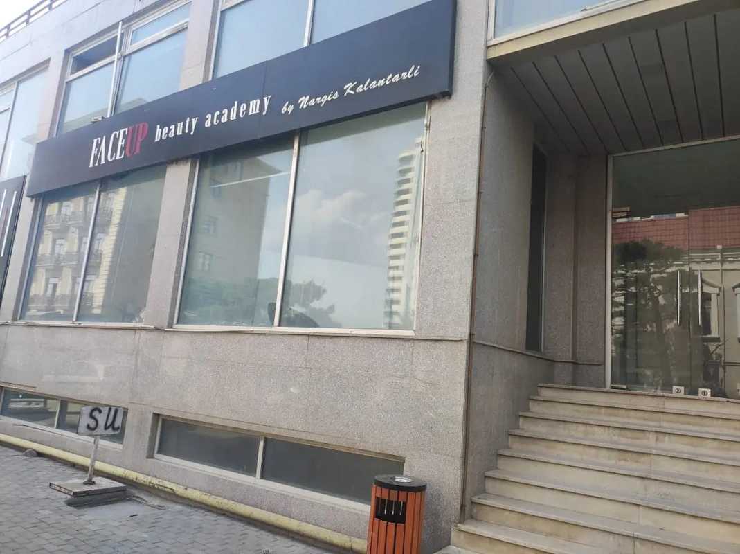 Bakıda 1,7 milyonluq əmlak HƏRRACA ÇIXARILDI