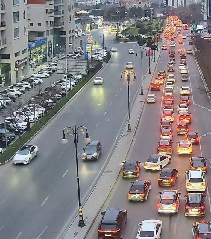 Bakının bu küçələrində sıxlıq var - SİYAHI