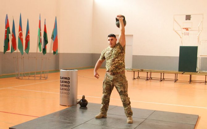 Azərbaycan Ordusunda daşqaldırma birinciliyi keçirilir - FOTO