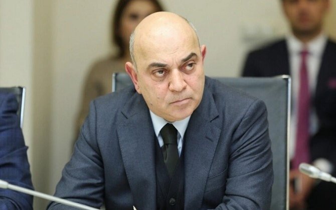 Президент уволил Игбала Гусейнова