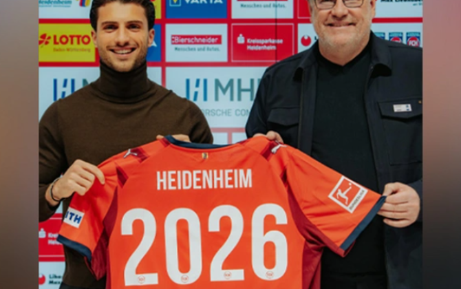 İsveçrəli futbolçu Bundesliqada klubunu dəyişib