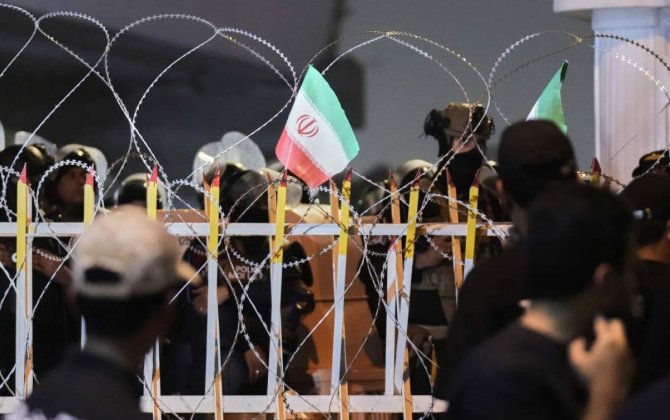 В иранском Тебризе введено военное положение