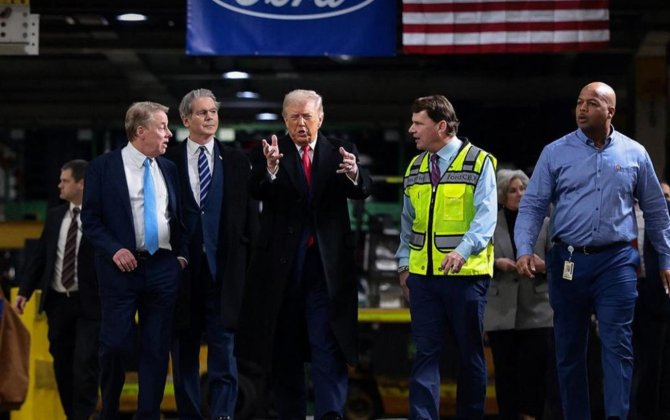 Перепалка с Трампом обернулась для американского рабочего финансовым потоком