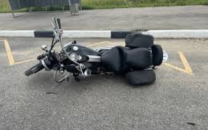 В Баку 20-летний россиянин погиб при столкновении мотоцикла с грузовиком