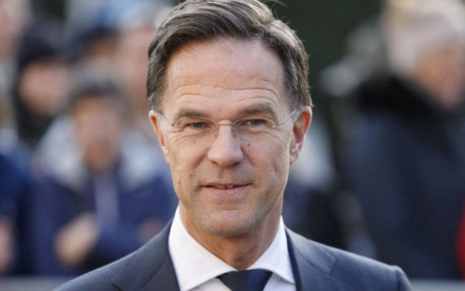 Rütte Danimarka və Qrenlandiya nazirləri ilə görüşəcək