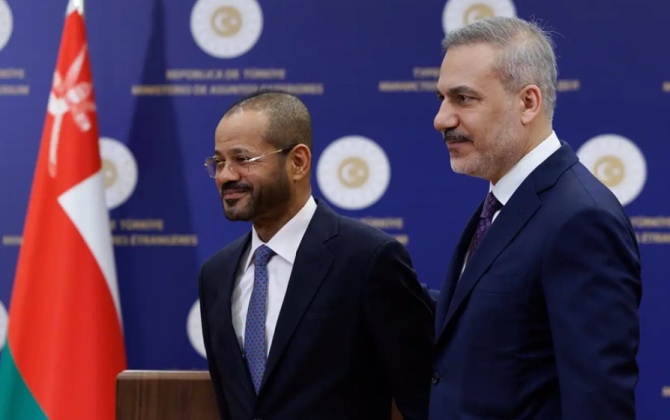 Hakan Fidan və Omanın XİN rəhbəri bölgədəki vəziyyəti müzakirə ediblər