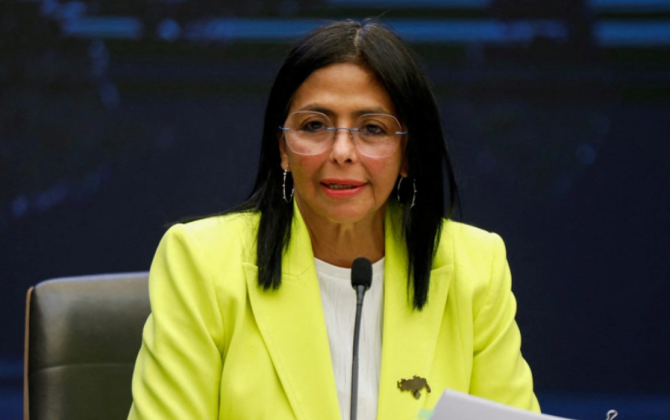 Delsi Rodriqes Venesuela hökumətində kadr dəyişiklikləri edib