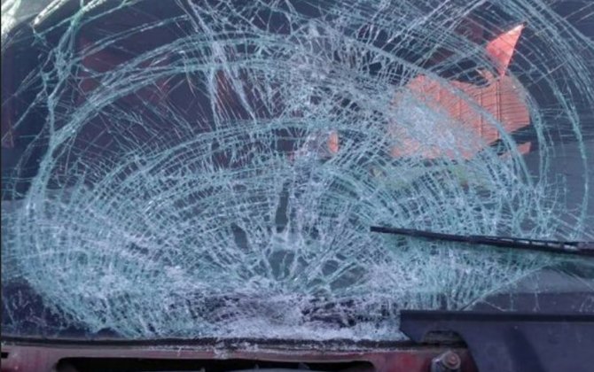 В Нахчыване автобус столкнулся с легковушкой, пострадали трое