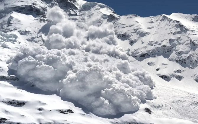 Avstriyada qar uçqunları nəticəsində beş nəfər həlak oldu