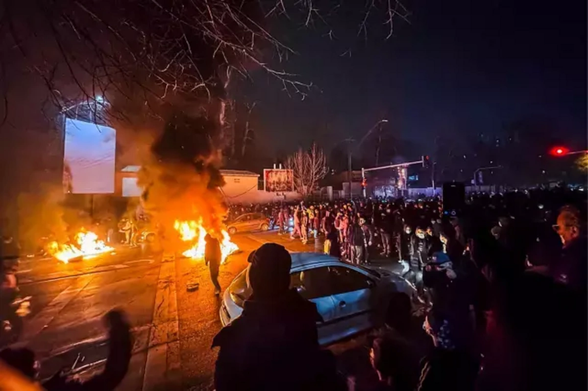 KİV: İrandakı etirazlarda ölənlərin sayı artıb