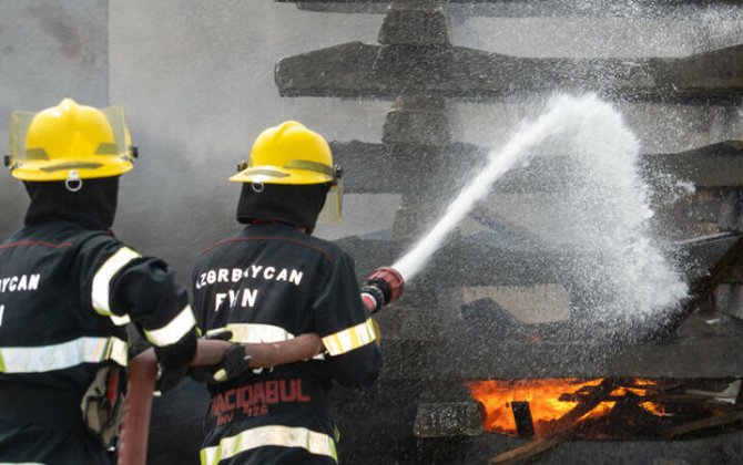 Bakıda yanğın oldu, 1 nəfər tüstüdən zəhərləndi