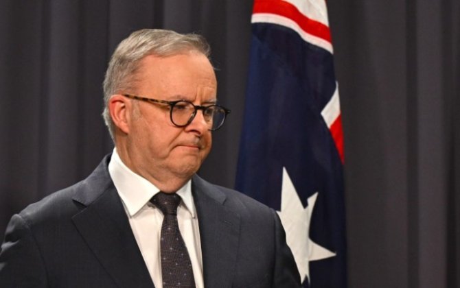 Albeneze Trampın Sülh Şurasında iştirak etmək istəyir