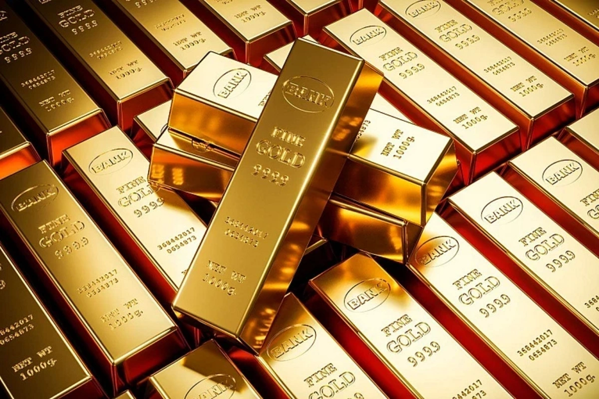 Цена на золото достигла рекордного максимума - около $4700 за унцию