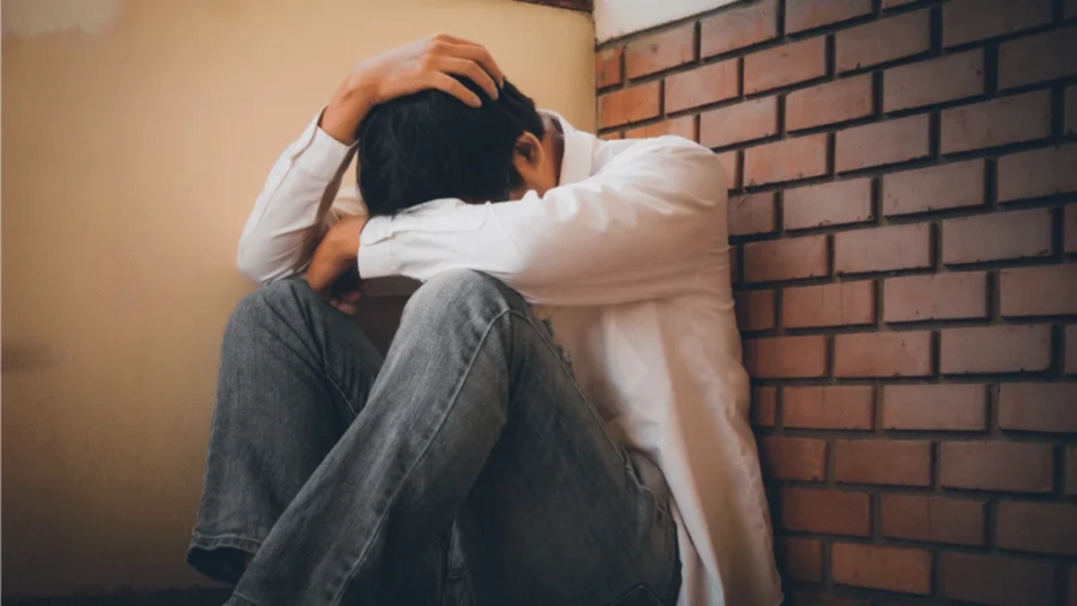 Qızına xəyanət etdiyinə görə kürəkənini döyən kişiyə hökm oxundu - TƏFƏRRÜAT