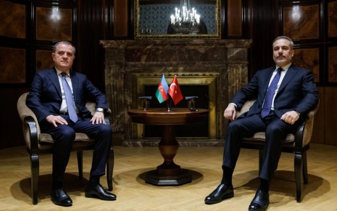 Türkiyə və Azərbaycan XİN başçıları regional məsələləri müzakirə etdi - YENİLƏNİB