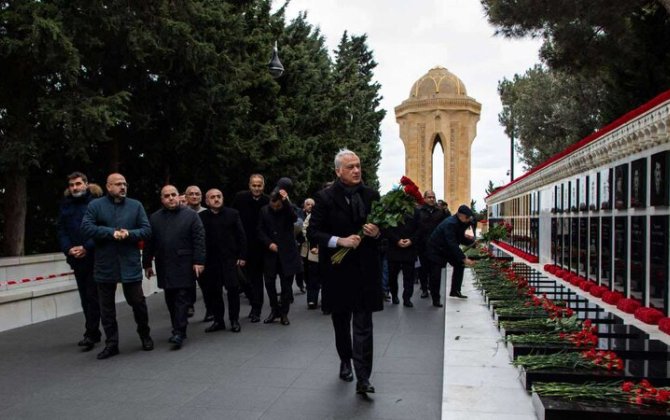 “Azərsun Holdinq”in rəhbər heyəti 20 Yanvar şəhidlərini yad edib - FOTO