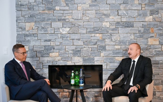 Ильхам Алиев встретился в Давосе с президентом Финляндии-ФОТО