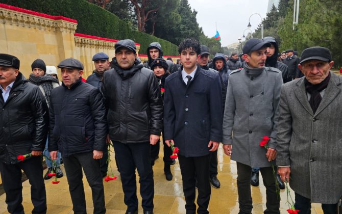 Ədalət Partiyası 20 Yanvar şəhidlərinin xatirəsini yad edib - FOTO