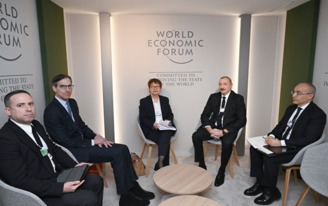 Prezident İlham Əliyev Davosda Avropa Yenidənqurma və İnkişaf Bankının prezidenti ilə görüşüb - FOTO