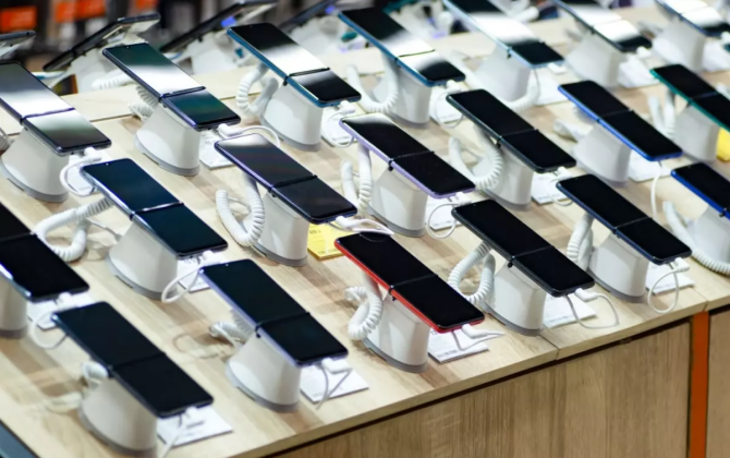 Nəhəng brend rəsmən bazardan çəkildi - Artıq telefon istehsal etməyəcəklər