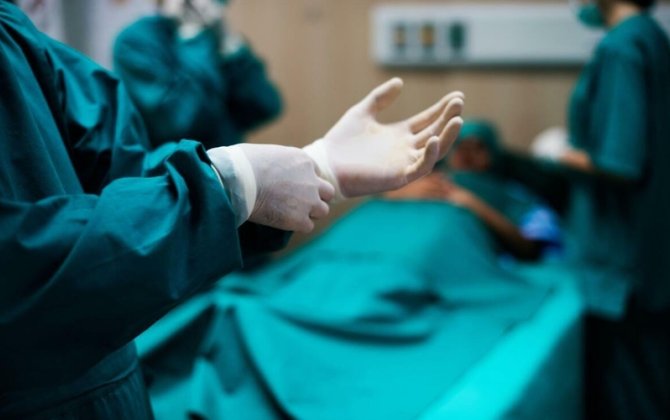 Həkim Sevinc Məmmədova hakim qarşısında: xəstə ölümünə görə mühakimə olunur