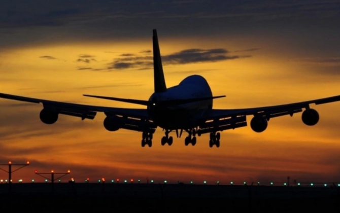 Belçika klubunun futbolçularını daşıyan təyyarə Astana hava limanında problemlə üzləşib