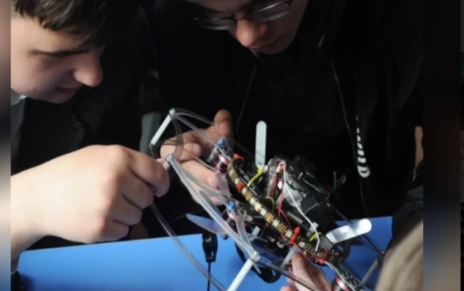 Rusiyada orta məktəblər hərbiləşdirilir?