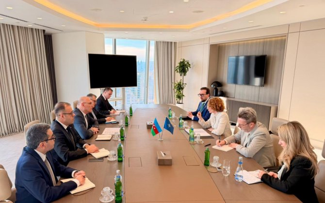 Baş katibin müavini Elçin Əmirbəyovla NATO-Azərbaycan münasibətlərini müzakirə edib - FOTO