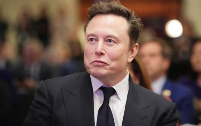 Маск возвращается в политику