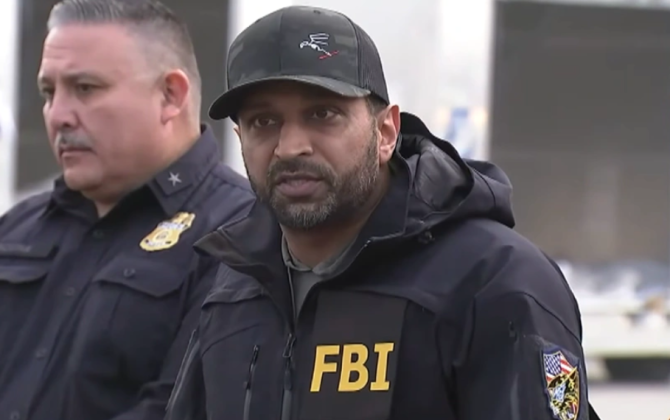 FTB axtarışda olan iki cinayətkarı Meksikadan ABŞ-yə aparıb