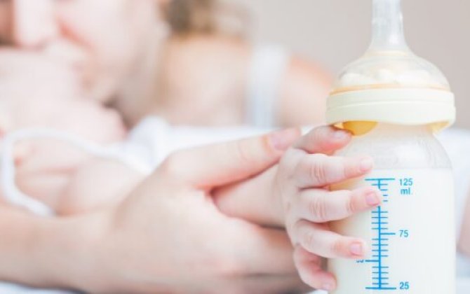 Bu qidalar körpələrinizi ÖLÜMƏ APARIR – Valideynlərə XƏBƏRDARLIQ!