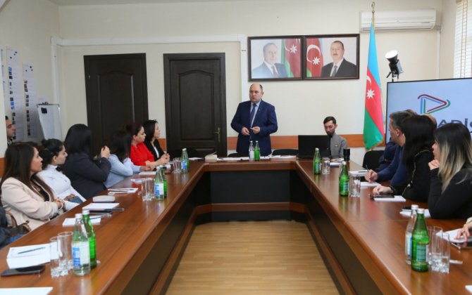 “Mediada Azərbaycan dili” mövzusunda növbəti təlim keçirilib - FOTO