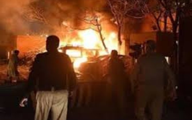 В Пакистане произошел пожар в отеле: есть погибшие