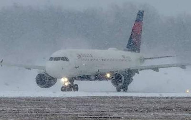 В США отменены около 12 тыс. авиарейсов из-за сильного шторма