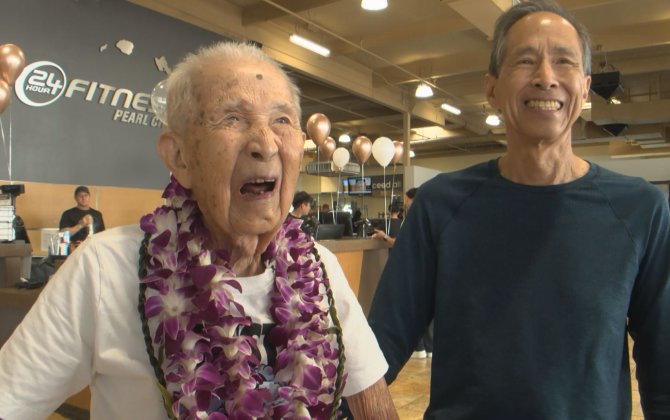 106-летний американец до сих пор не прекращает тренироваться в спортзале