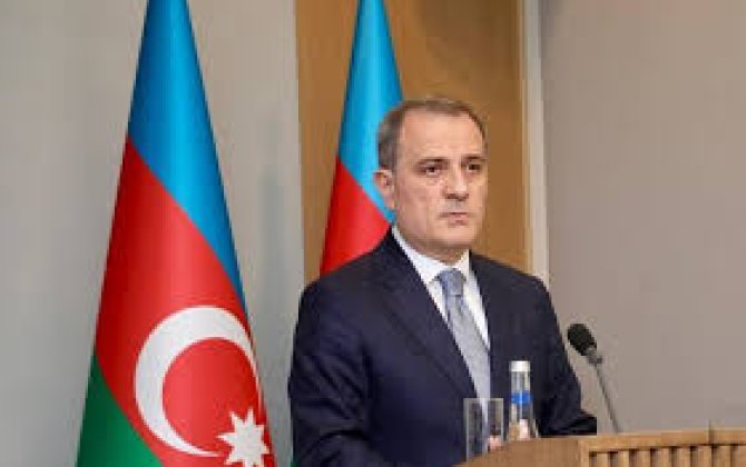 Глава МИД Азербайджана совершит визит в Китай