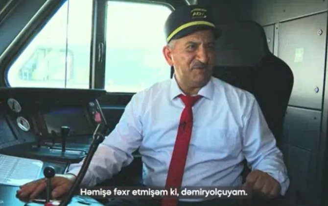30 ilin maşinistinin sərnişinlərə çağırışı - VİDEO
